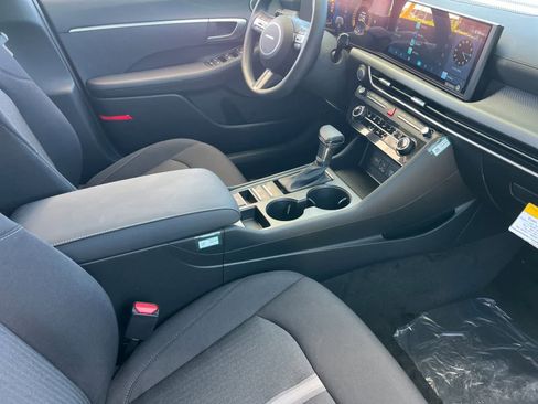 New 2026 Hyundai Sonata SE FWD image 16