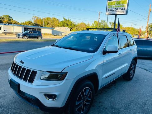 Used 2014 Jeep Grand Cherokee Laredo w/ Quick Order Package 23E image 1