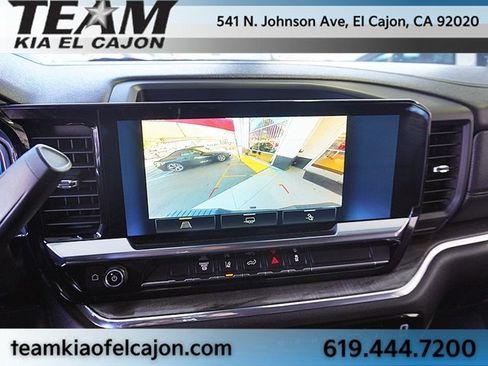 Used 2024 Chevrolet Silverado 2500 LTZ image 28