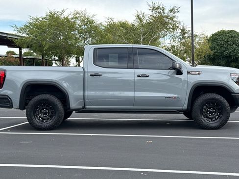 Used 2025 GMC Sierra 1500 AT4X w/ AT4X AEV Edition image 3