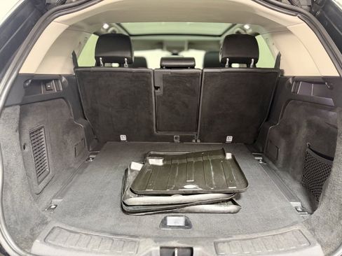 Used 2020 Land Rover Discovery Sport S image 6