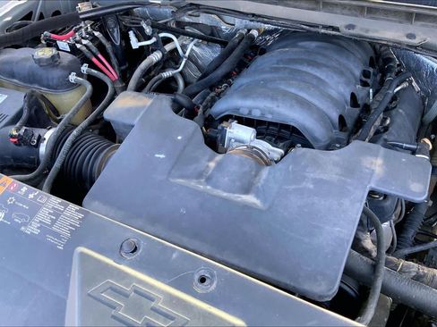 Used 2017 Chevrolet Silverado 1500 LT w/ All Star Edition AWD/4WD image 33