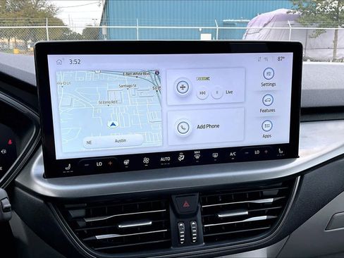 Certified 2023 Ford Escape SE image 34