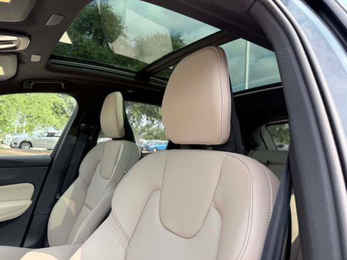 Certified 2026 Volvo XC60 B5 Plus AWD/4WD image 14