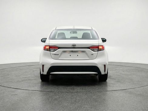 Used 2025 Toyota Corolla LE image 7