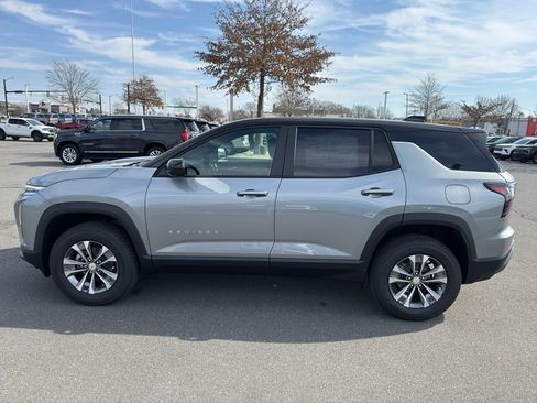 New 2026 Chevrolet Equinox LT w/ Safety and Technology Package image 4