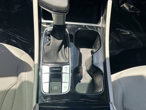 Certified 2025 Hyundai Tucson SE image 20