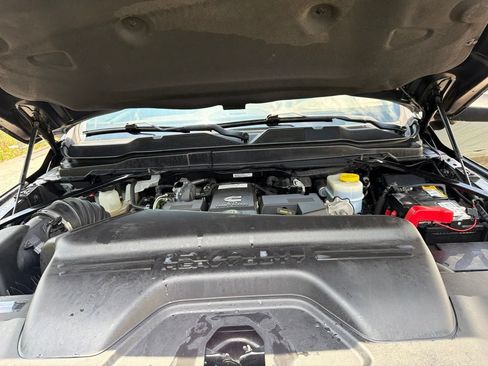 Used 2022 RAM 3500 Laramie AWD/4WD image 38