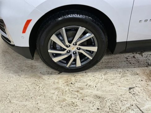 Certified 2022 Chevrolet Equinox Premier image 26
