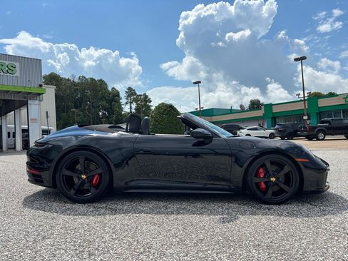 Used 2020 Porsche 911 Carrera S w/ Sport Package RWD image 9