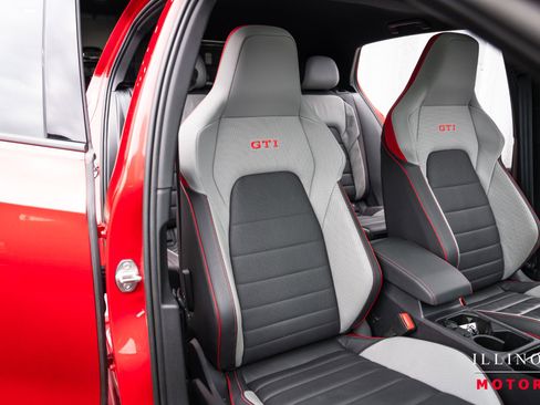 Used 2023 Volkswagen GTI Autobahn image 29