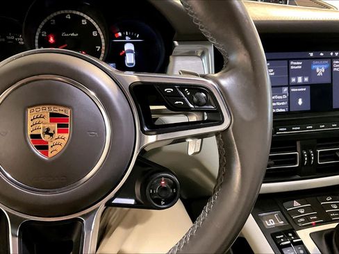 Used 2020 Porsche Macan Turbo AWD/4WD image 22