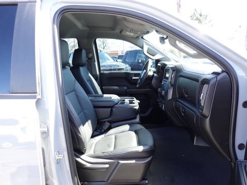 Used 2024 Chevrolet Silverado 1500 Custom AWD/4WD image 34