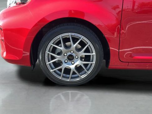 Used 2014 Scion xB FWD image 29