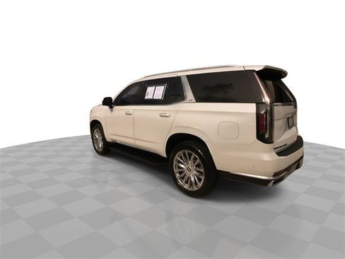 Certified 2022 Cadillac Escalade Premium Luxury image 10