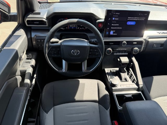 Used 2025 Toyota Tacoma TRD Sport AWD/4WD image 23
