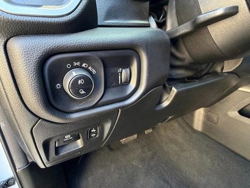 Used 2023 RAM 1500 Big Horn AWD/4WD image 21