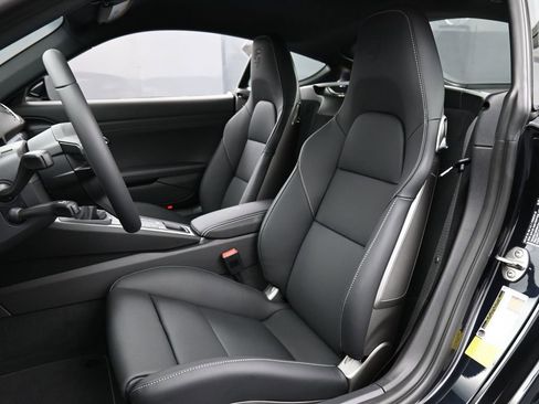 New 2025 Porsche 718 Cayman RWD image 5