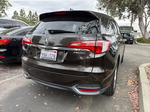 Used 2016 Acura RDX FWD w/ Technology Package image 4