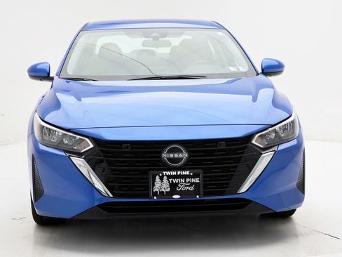 Used 2024 Nissan Sentra SV image 4