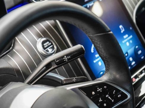 Used 2023 Mercedes-Benz C 300 Sedan image 24