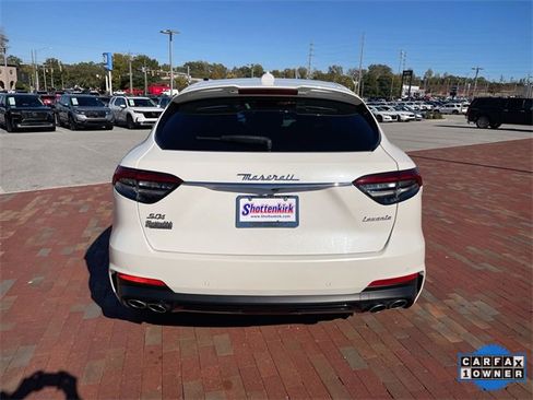 Used 2021 Maserati Levante S GranSport image 35