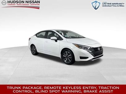 New 2025 Nissan Versa SV w/ Trunk Package