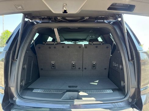 Used 2024 Chevrolet Tahoe High Country AWD/4WD image 9