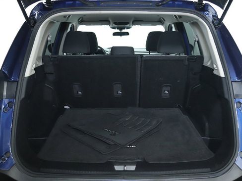 Used 2023 Nissan Rogue SV image 29