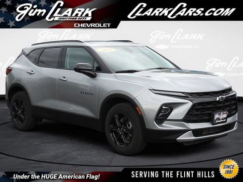 Used 2023 Chevrolet Blazer LT w/ Convenience Package AWD/4WD image 1