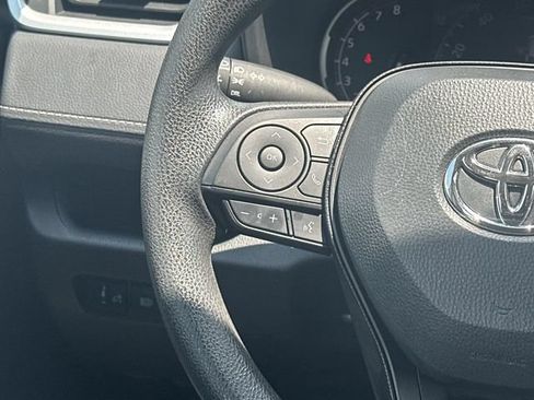 Certified 2025 Toyota RAV4 LE FWD image 10