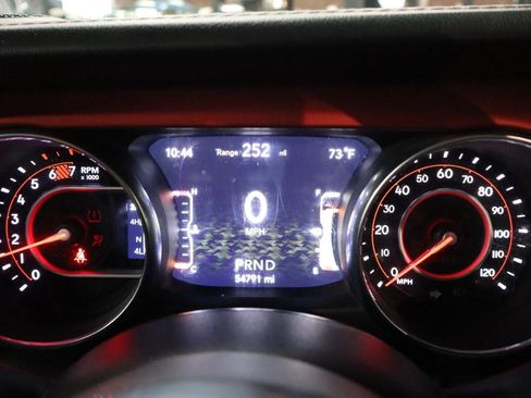Used 2020 Jeep Wrangler Unlimited Rubicon AWD/4WD image 17