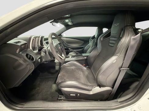 Used 2014 Chevrolet Camaro SS w/ SS Performance Package RWD image 20