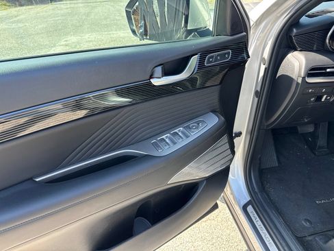 Used 2024 Hyundai Palisade Calligraphy FWD image 13