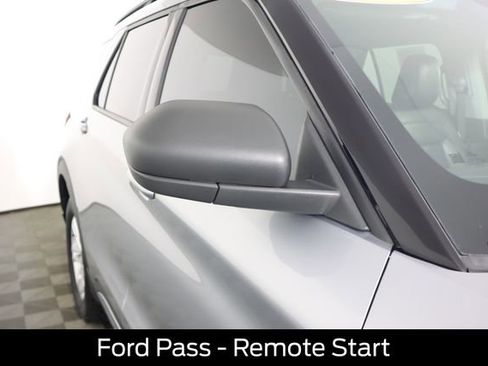Certified 2020 Ford Explorer XLT w/ Equipment Group 202A AWD/4WD image 13