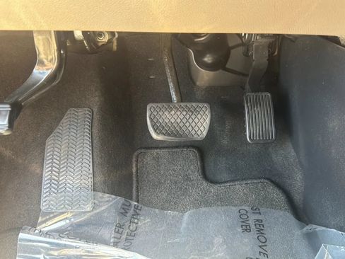 Used 2017 Honda Pilot EX-L image 25