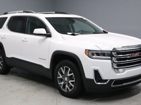 Used 2023 GMC Acadia SLT w/ Preferred Package image 1