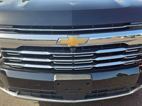Used 2025 Chevrolet Tahoe Premier AWD/4WD image 34