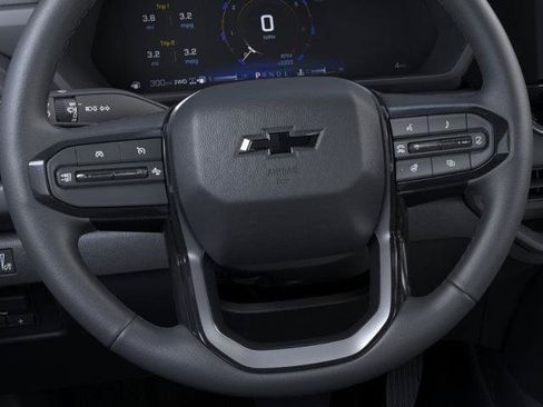 New 2025 Chevrolet Colorado Trail Boss w/ Off-Road Front Bumper Package AWD/4WD image 43