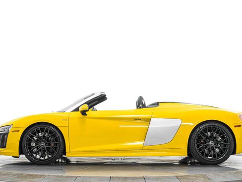 Used 2018 Audi R8 V10 AWD/4WD image 6