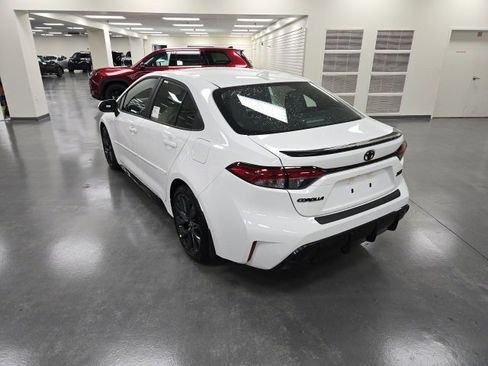 New 2026 Toyota Corolla XSE image 4