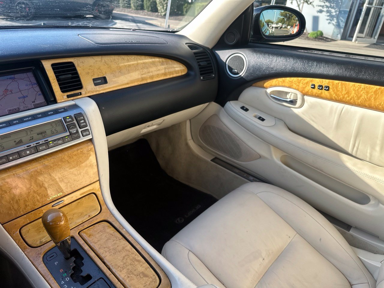 Used 2002 Lexus SC 430 Convertible RWD image 22
