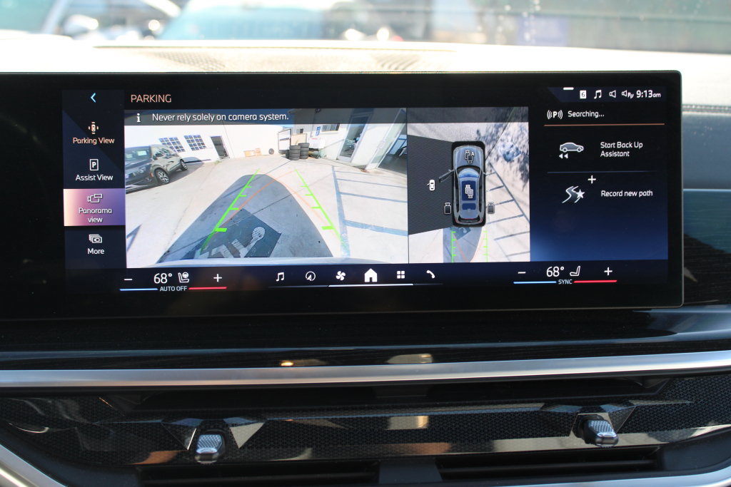 Used 2024 BMW X7 xDrive40i w/ M Sport Package AWD/4WD image 26
