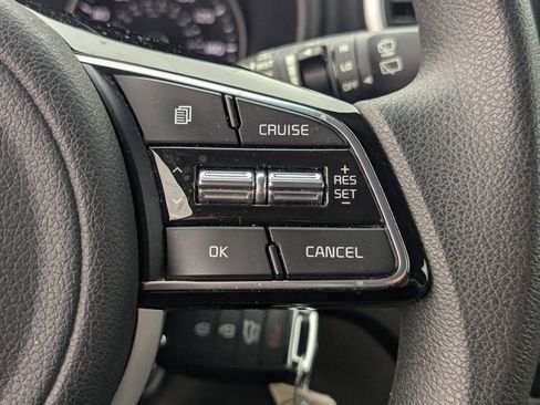 Used 2020 Kia Sportage LX image 18