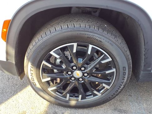 Used 2026 Chevrolet Traverse LT w/ Sun and Wheel Package AWD/4WD image 8