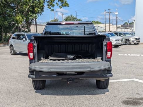 Used 2022 GMC Sierra 1500 Elevation w/ LPO, Elevation Black Package RWD image 17