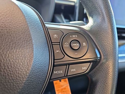 Used 2023 Toyota Corolla LE image 24