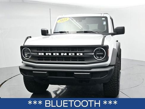 Used 2025 Ford Bronco 2-Door AWD/4WD image 3