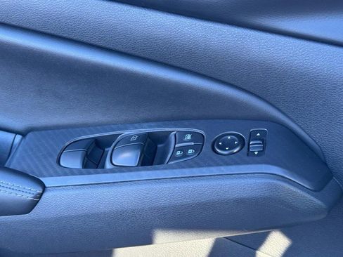 Used 2024 Nissan Altima 2.5 SV image 22