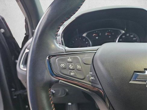 Used 2022 Chevrolet Equinox RS FWD image 16